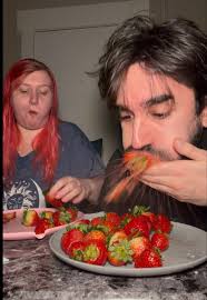 Eating 30 strawberries faster than my girlfriend can eat 10. No water. No  mercy. I think I won. 🍓 #foodchallenge #couplechallenge #fyp #nowater  #strawberries