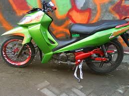 You might think that all 125cc scooters and motorcycles perform much the same, they've all got about. Modifikasi Motor Terbaru 2021