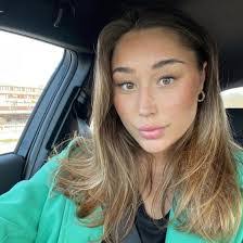 Tiffany Tillman's Instagram, Twitter & Facebook