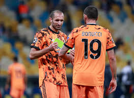 Rio ferdinand heaped praise on experienced campaigners giorgio chiellini and leonardo bonucci during juventus's stoic effort to shut out barcelona at the nou camp. Probable Formation For Juve S Trip To Napoli The Veterans Will Be Back Juvefc Com