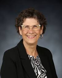 Discover Montessori School offering Toddler, Primary, Elementary and Middle  School Programs