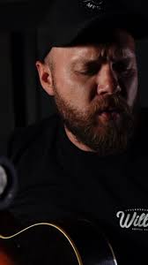 It’s been sooooo long since I’ve shared anything, but thanks to the magic  of Andrzej Fenner] I am dropping tunes like it’s HOT! I heard someone do  this folky version and I loved it, so I recorded one ...