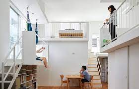 Split Level Home Archives Digsdigs Tokyo House House With Balcony Interior Balcony