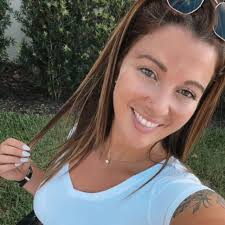 Janelle Britton (@janelle.lives) • Threads, Say more