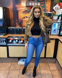 Lauren Wood S Instagram Profile Post Spent The Whole Day In My Head Did A Little Spring Cleanin Rebelliousfashion Lauren Wood Fashion Outfits
