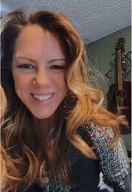 Jenna Rickert's Instagram, Twitter & Facebook