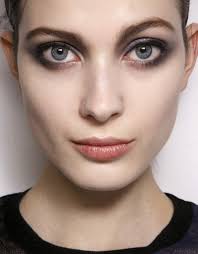 Grabbing that color apply it underneath your eyebrows closer to brows to define the smokey eye's. How To Create A Smokey Eye For Blue Eyes Stylecaster