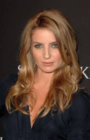Annabelle Wallis je ažurirao/la sliku...
