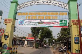 Maybe you would like to learn more about one of these? Foto Hari Santri Nasional Ribuan Santri Di Kediri Upacara Pakai Sarung Merdeka Com