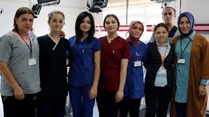 Jun 02, 2021 · samsun'un vezirköprü ilçesine mahkumların taşındığı cezaevi aracı, kontrolden çıkarak park halindeki kamyona çarpıp devrildi. Aysel Hemsirenin Insanlik Dersi Gazete Mansetlerinde