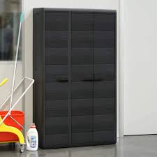 Faites vos choix de placard a balais parmi les produits de nombreuses marques et boutiques en ligne ► ► porte balai mural, crochet balai, support de rangement pour organisateur de rangement mural en appliquez sur un mur plat, des armoires de cuisine, des placards, des tiroirs. Daonanba Armoire De Rangement Noir Avec 4 Etageres Etageres De Rangement Range Balais Pour Outill Jardin Balcon Ou Terrasse Mobilier De Jardin Jardin