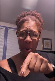 Call me homebodyania because I FEFUSE to be outside ANYMORE 🥶 😭