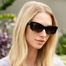 Sunday Somewhere Bella,black