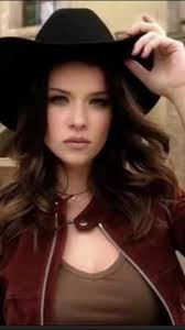 Yo Siempre Respeto Al Hombre Q Se A Portado Derecho Beto Quintanilla