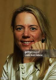 36 Photos & High Res Pictures