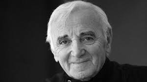 Bis 1992 hatte er sie auf allen reisen dabei . Charles Aznavour Im Alter Von 94 Jahren Gestorben