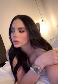 Vanessa Colunga's Instagram, Twitter & Facebook