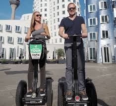 Check spelling or type a new query. Grosse Segway Tour Durch Dusseldorf Guiders De