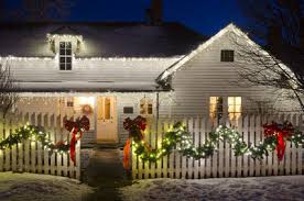 Weihnachtsbeleuchtung fur garten terrasse und balkon fur den garten darf naturlich auch die lichterkette nicht fehlen. Weihnachtsbeleuchtung Aussen Am Haus Sollte Ein Hingucker Sein