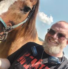 Out here in Detroit with my bro Royce da 5'9" ... see yal tonight at the  show.. #508tour