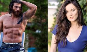 Deniz, 10 kasım 1993'te adana'da doğdu. Can Yaman A Bir Darbe De Pinar Deniz Den Diziden Cekildi Tele1