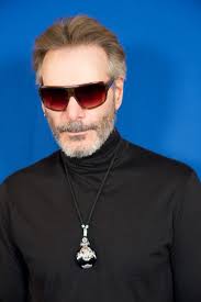 So you can see what I look like these days… sort of.