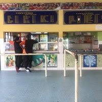 Peratus.beliau juga telah mewujudkan satu system keselamatan yang baru di taman sri muda.system keselamatan yang beliau wujudkan adalah skim rondaan sukarela(srs).sikap kepolisian beliau yang mengambil berat tentang keselamatan. Smk Taman Sri Muda College Classroom