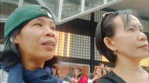 TATAMBAY LNG SANA KAMI JAN PERO NAPASAYAW SYA EH😃👏