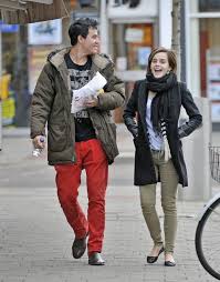 Emma's official facebook page is currently dormant and is not being. Emma Watson Updates Emma Watson In Oxford With Will January 06 2012