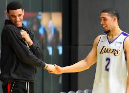 After all, his siblings lonzo ball and lamelo ball are both thriving in the nba while he is still trying to make it. It Sure Looks Like Liangelo Ball Isn T Going To Play For The Lakers