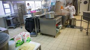 Arras Trois Chefs Veulent Cuisiner 1 000 Repas Par Jour Pour Les Soignants Les Pompiers Les Policiers Les Sdf