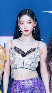 Karina (카리나) is a south korean singer and rapper under sm entertainment. Karina Pics On Twitter Sbs Kpop Update With Karina Karina ì¹´ë¦¬ë‚˜ Aespa ì—ìŠ¤íŒŒ