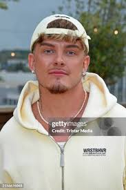 1,790 June Lipton Photos & High Res Pictures