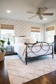 Get This Look Fixer Upper Baker House Master Bedroom Bedroomideas Bedroomdesign Bedro Fixer Upper Master Bedroom Fixer Upper Bedrooms Joanna Gaines Bedroom