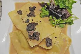 Lauch Ravioli An Truffelsauce Chefkoch In 2020 Ravioli Truffel Lauch