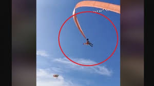 Check spelling or type a new query. Bocah Ini Terbang Terbawa Layang Layang Pengunjung Histeris