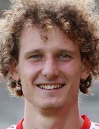 Alex Kral's Instagram, Twitter & Facebook