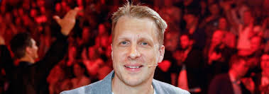 Backpfeife für Oliver Pocher: Rapper Fat Comedy erwartet Strafprozess