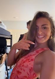 Julie Broadus's Instagram, Twitter & Facebook