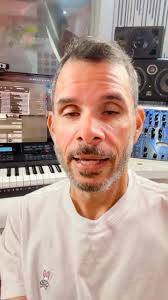 Master Chris (@masterchrismusic) • Instagram photos and videos