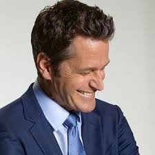 CHARLES GAVE LIZA A KEY (@Ananya018)