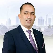 من خير ماأنجبت وهران ياخويا هذوا المنتخبين كل مانعيطلهم على حاجة تخص حي  الحمري يلبوا نداء بدون تردد ربي يكثر من مثالهم♥ #نائب_برلماني(رشيد شرشار)  #رئيس_مجلس_الشعبي_الولائي(محمد شلابي) #مول_أريني😂(أمين بن عمارة)  #نائب_رئيس_البلدية(سيدأحمد بن عامر) #