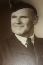 Digger's Fromelles letters reveal pride and horror of battle, 100 years on