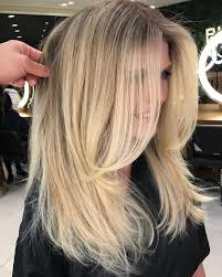 Frisuren für langes haar sollten vor allem eines haben: Lange Haarmodelle 90 Best Long Layered Haircuts Frisuren Fur Langes Haar 2019 Uber Frauen Lange Haare Haarschnitt Lange Haare Haarschnitt Lang