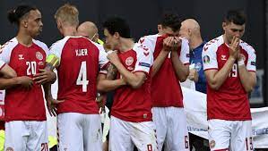 Christian eriksen modtog hjertemassage efter sit kollaps på banen. Ikqwlq5xc4w0wm