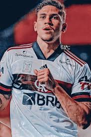 O clube italiano receberá seis parcelas, e a primeira vence em março de 2021. Pedro Guilherme Em 2021 Flamengo Maracana Fotos De Flamengo Cartaz De Futebol