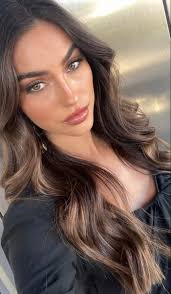 Paula Massaro (paulagary)