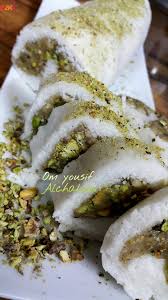 حلى جوز الهند الصور تتكلم زاكي Food Turkish Desserts Middle Eastern Desserts