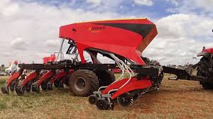 Le semoir semis direct grande culture aurensan. Semis Direct Avec Disques Ou Avec Dents Les Deux Entraid