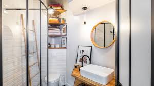 Ce meuble fabriqué en bois d'ingénierie de classe e1 solide et durable possède une superbe finition. Renovation Salle De Bains Une Petite Salle D Eau S Agrandit Cote Maison